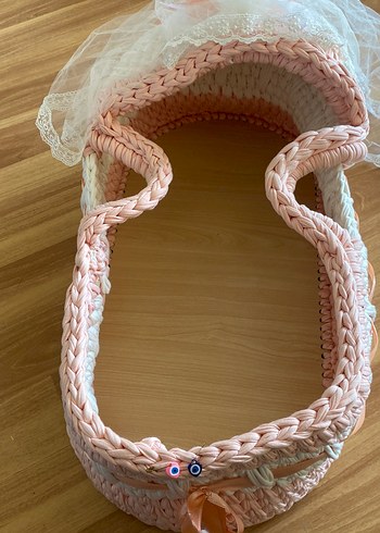 Pembe Pastel Renkli Örgü Bebek Sepeti