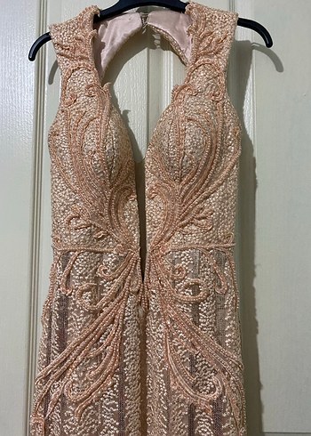 Dantel İşlemeli V Yakalı Uzun Abiye Elbise - Görsel 5