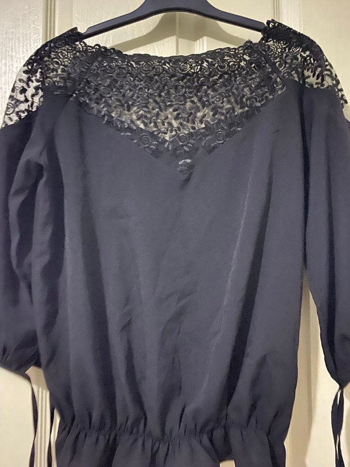 Dantel Detaylı Siyah Uzun Kollu Kadın Bluz - Görsel 3