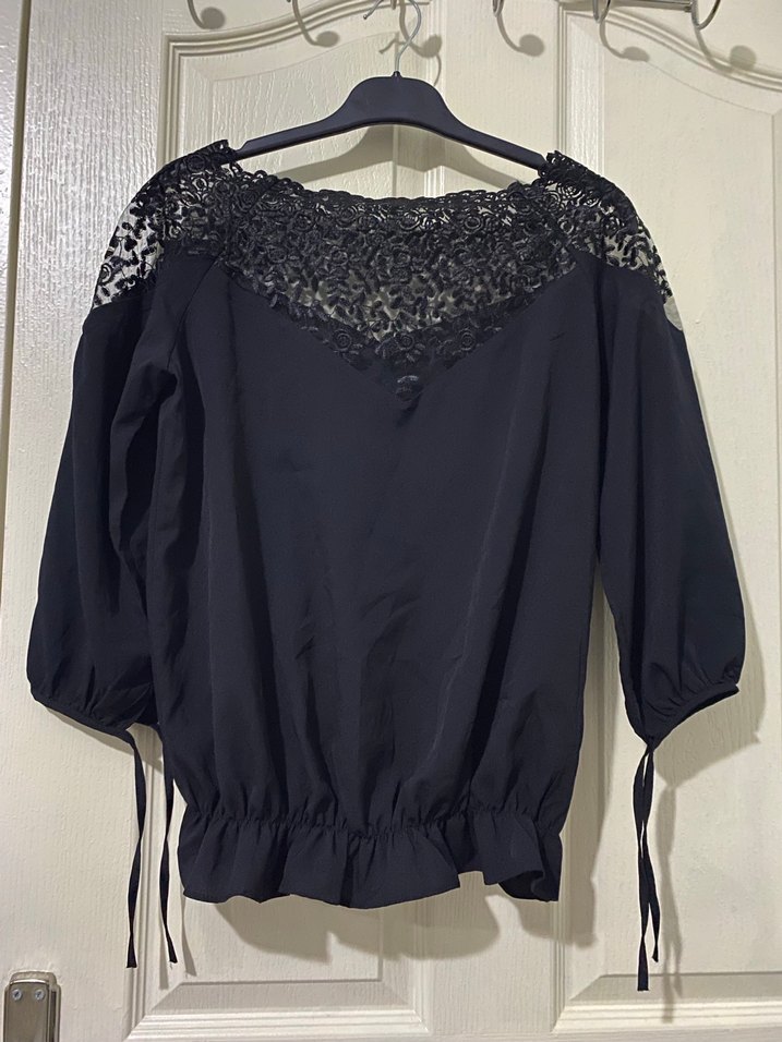 Dantel Detaylı Siyah Uzun Kollu Kadın Bluz - Görsel 4