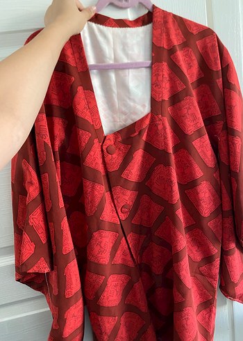 universal Beden kırmızı Renk Japonyadan Gelme Kırmızı Bağlamalı Midi Kimono