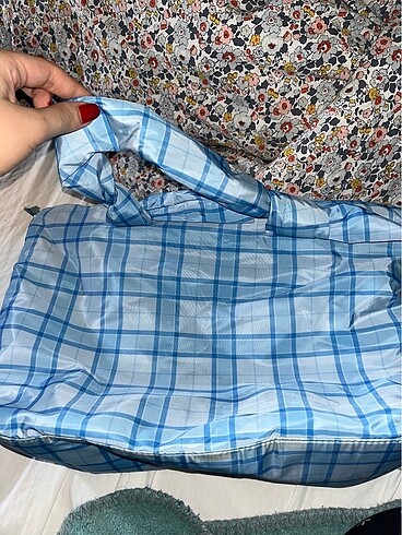  Beden çeşitli Renk Bershka mavi çanta