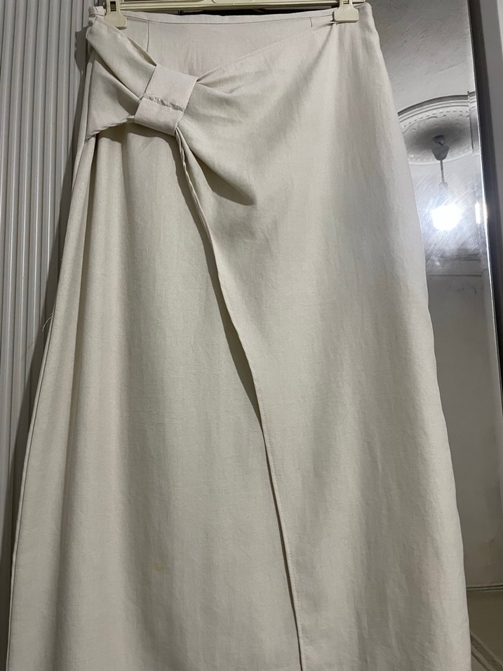 Kadın Beyaz Keten Uzun Drapeli Etek - Görsel 2