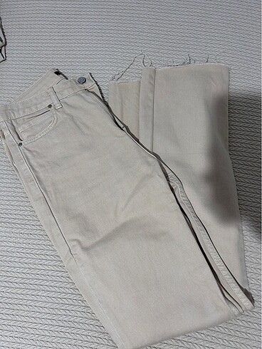 Bej mom jean