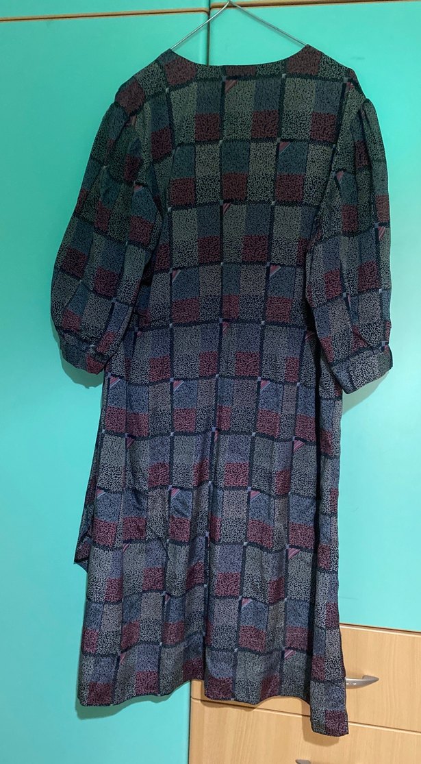 Krovize tafta kumaş elbise - Görsel 4