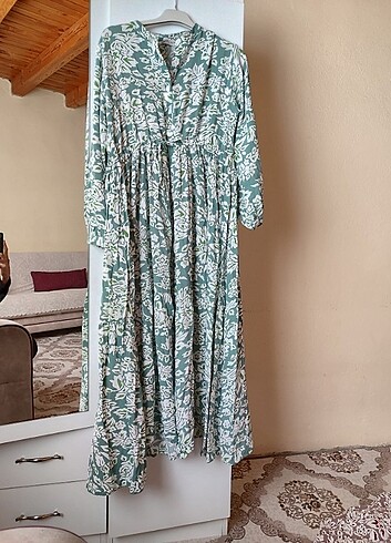 Çiçekli günlük elbise 