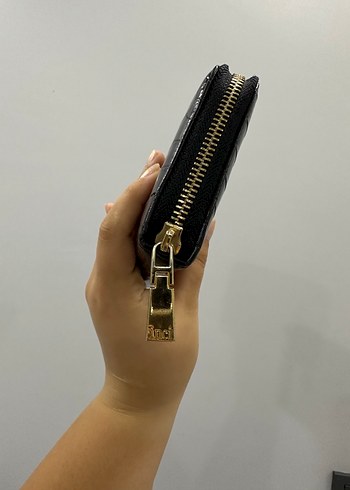İnci Siyah Deri Yılan Desenli Fermuarlı Cüzdan - Görsel 4
