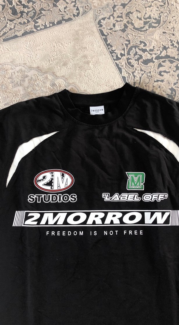 Erkek Siyah Baskılı Kısa Kollu Tişört - Görsel 2