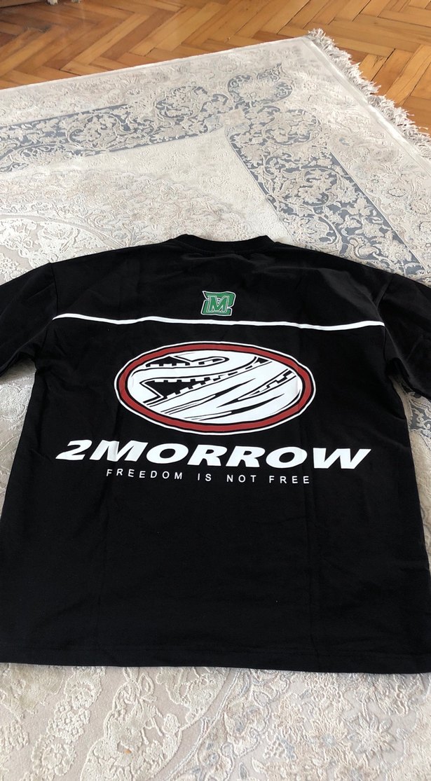 Siyah Baskılı Erkek Tişört - Görsel 3