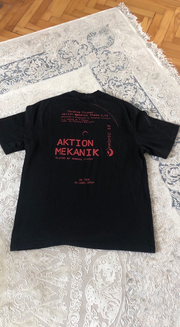 Siyah Baskılı Rock Punk Tişört - Görsel 3