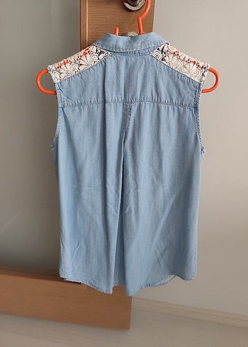 40 Beden Dantel Detaylı Kolsuz Denim Gömlek