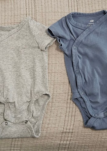 H&M 3 Ay