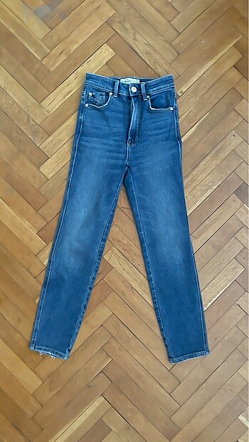 STRADIVARIUS JEAN