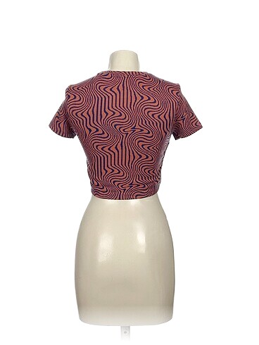 l Beden Defacto T-shirt %70 İndirimli.