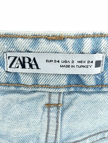 34 Beden çeşitli Renk Zara Mini Şort %70 İndirimli.