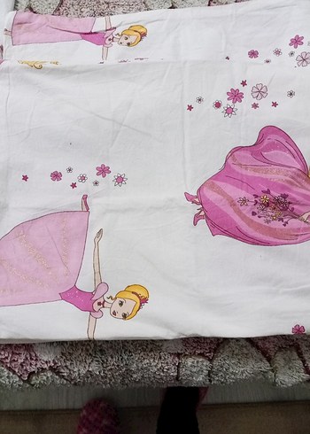 Renkli Baskılı Pembe nevresim takimi taç marka 190. 200 - Görsel 5