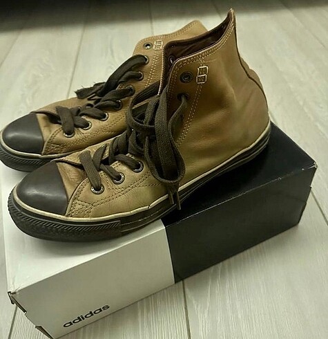 41 Beden Deri converse