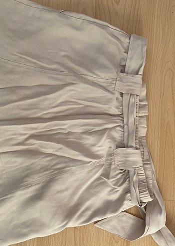 Mango Bej Kemerli Yüksek Bel Mini Şort - Görsel 2