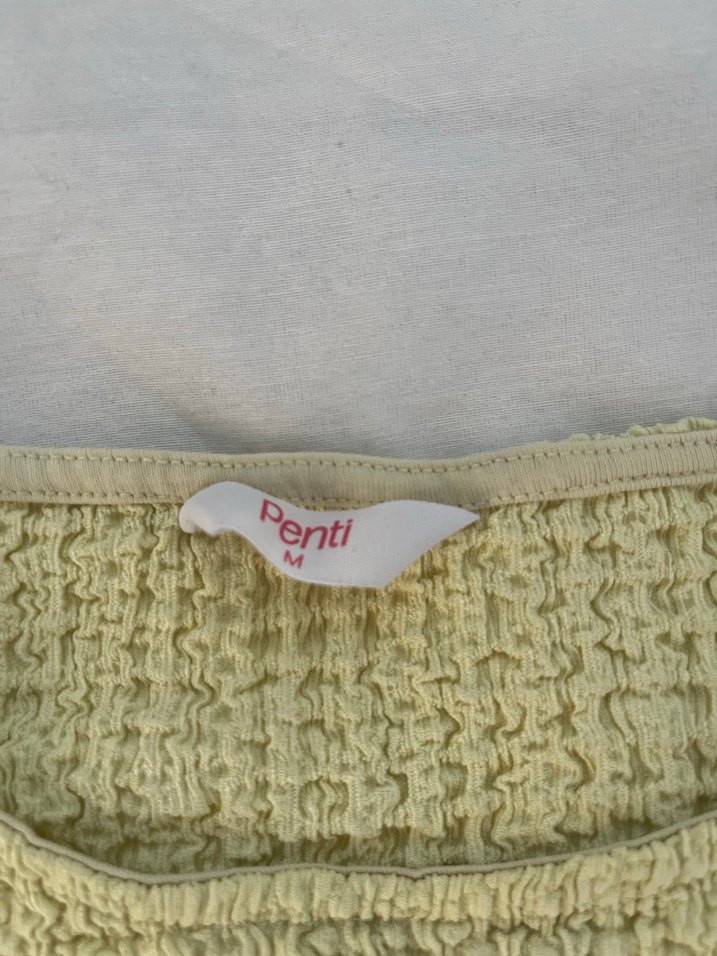 Sarı Kolsuz Örgü Kadın Süveter - Görsel 2