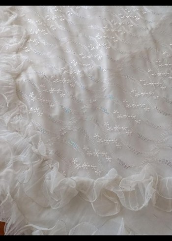 Beyaz Parlak Fırfırlı Yatak Örtüsü - Görsel 7
