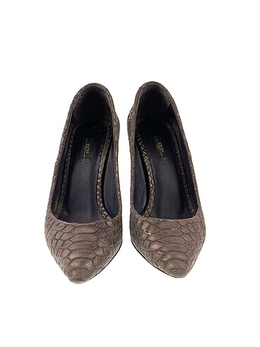 38 Beden inci Stiletto %70 İndirimli.