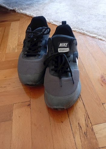 NİKE marka erkek spor ayakkabı - Görsel 3