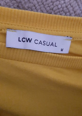 m Beden LC WAİKİKİ yeni tişört