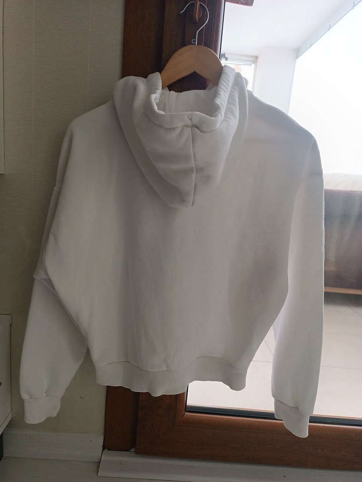 Mavi Baskılı Beyaz Kapüşonlu Sweatshirt - Görsel 3