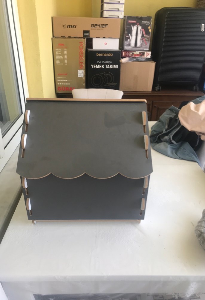 Beyaz ve Gri Kedi Evi - Görsel 3