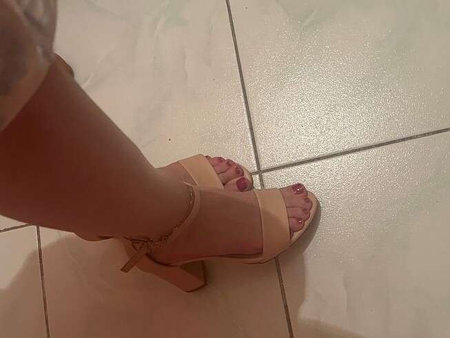 36 Beden Nude tek bant topuklu ayakkabı