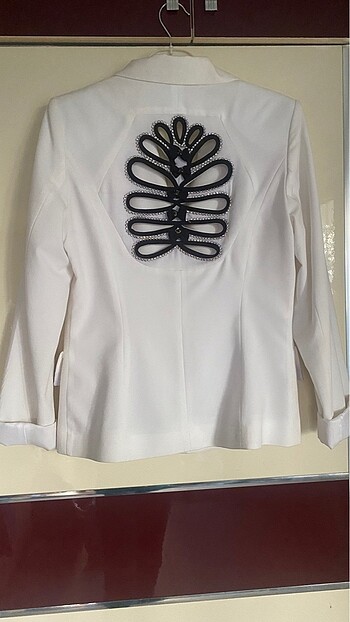 s Beden BELE OTURAN BLAZER CEKET