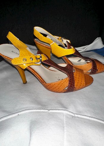 Nine West 37