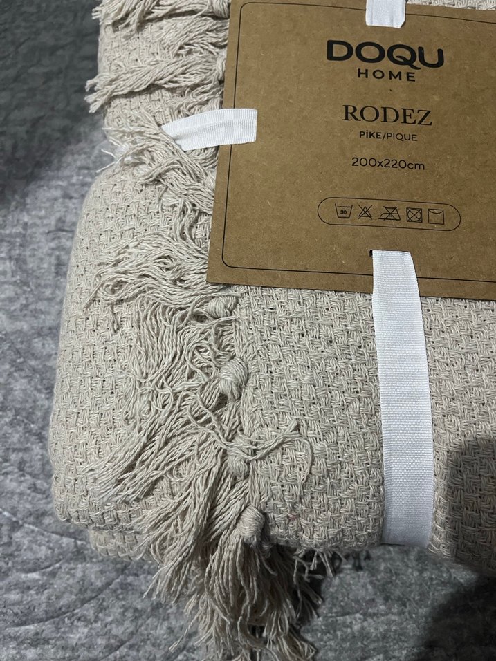 Gri Dokulu Desenli Battaniye - Görsel 3