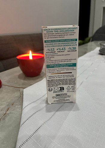 L'Oréal Bright Reveal SPF 50+ Koyu Leke Karşıtı Güneş Kremi - Görsel 2