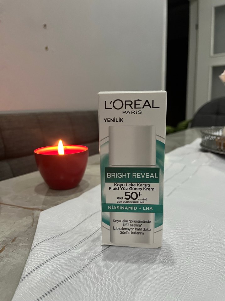 L'Oréal Bright Reveal SPF 50+ Koyu Leke Karşıtı Güneş Kremi - Görsel 4