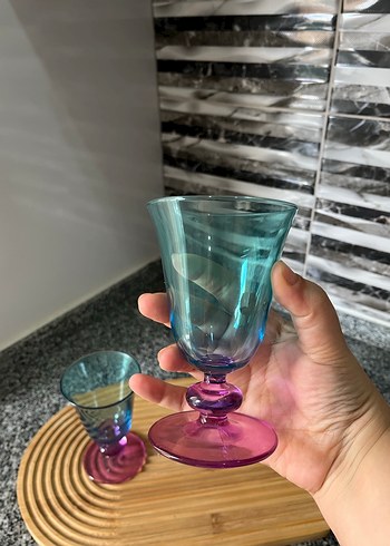 Renkli Ayaklı Cam Kadehler Seti - Görsel 3