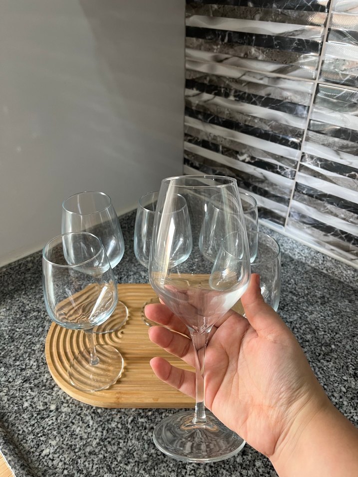 6 Parça Şeffaf Şarap Kadehi Seti - Görsel 3