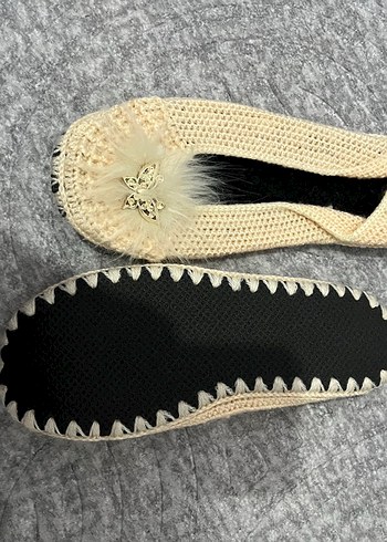 Beyaz Örgü Kadın Ev Terliği - Görsel 2