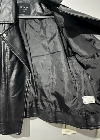 Siyah Kadın Deri Biker Ceket - Görsel 4