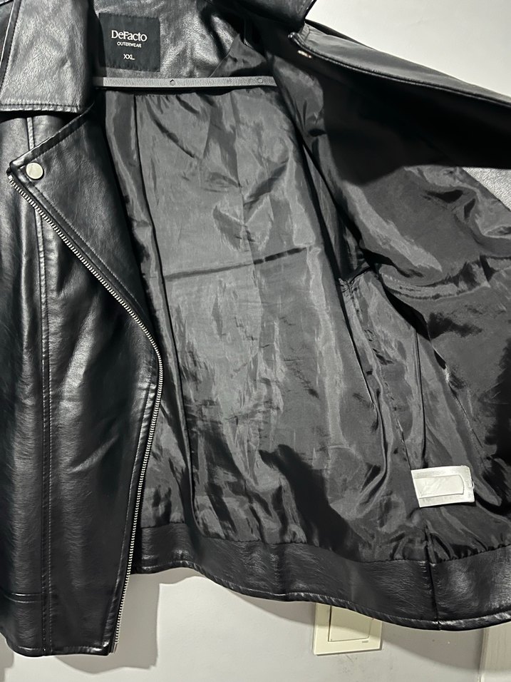 Siyah Kadın Deri Biker Ceket - Görsel 4