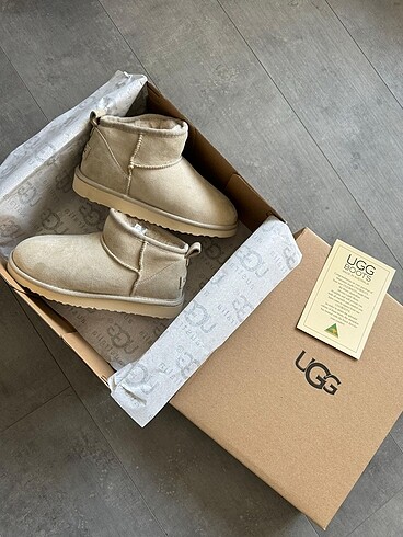 36 Beden İhracat fazlası orijinal ugg