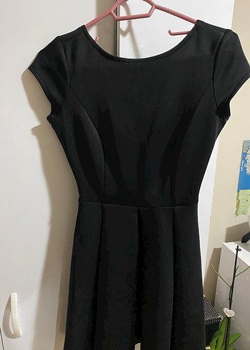 Sırt Dekolteli Siyah Mini Elbise - Görsel 2