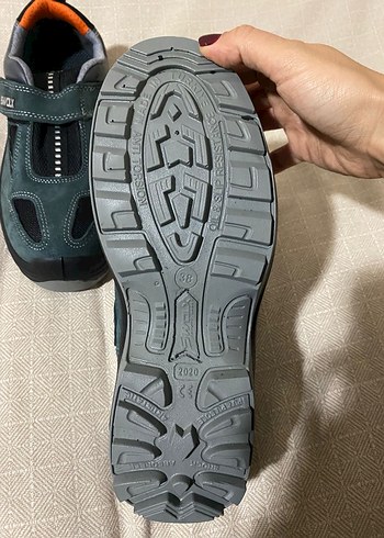 Gri Bot Velcro Bantlı 38 numara - Görsel 2