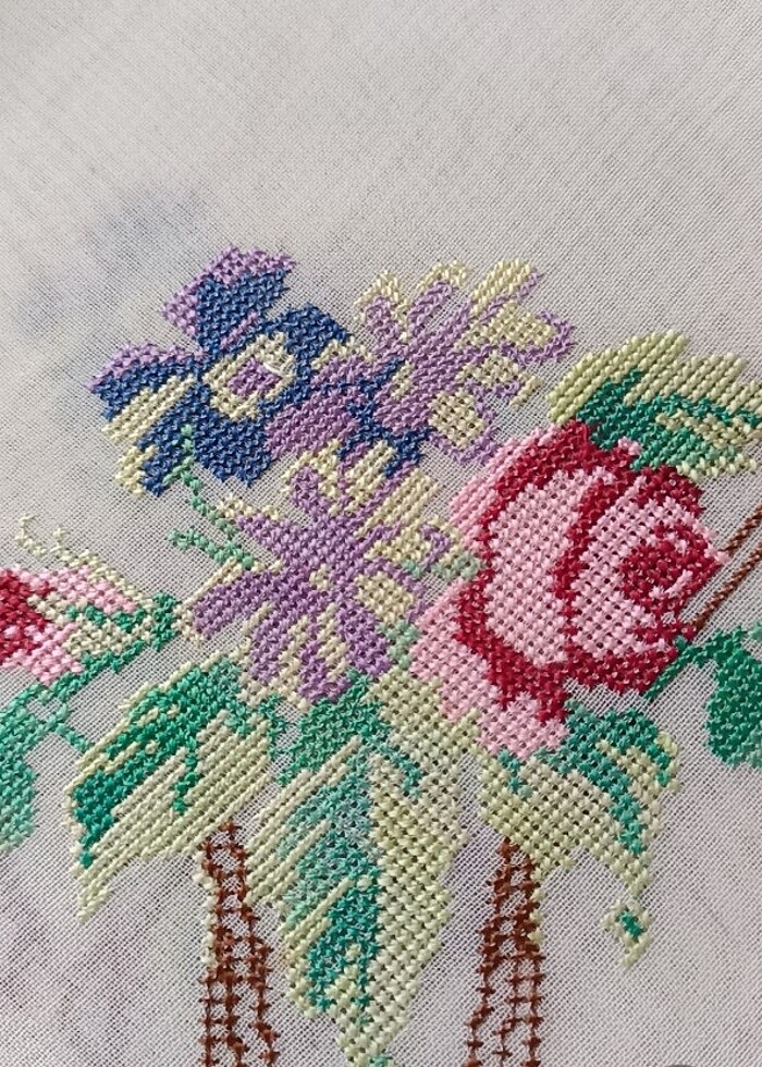 Petitpoint - Görsel 4