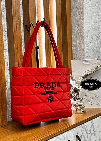 Prada PRADA