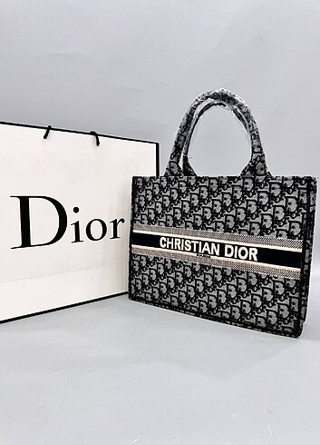  Beden çeşitli Renk Cristian dior