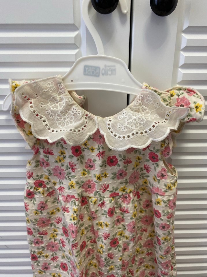 Dantel Detaylı Pembe Çiçekli Bebek Tulumu - Görsel 2