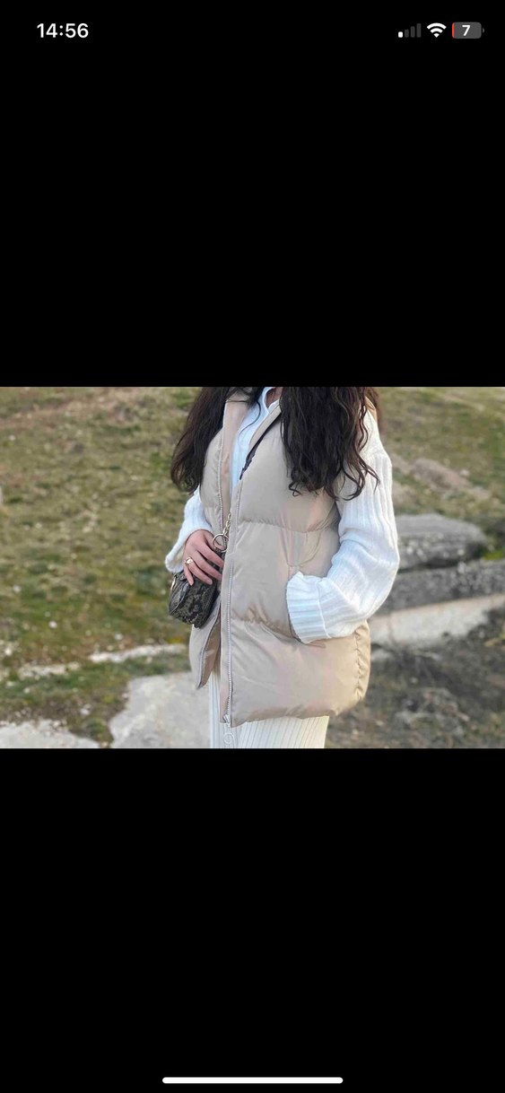 Bej Şişme Yelek, Kapüşonlu, Rahat Kesim - Görsel 2