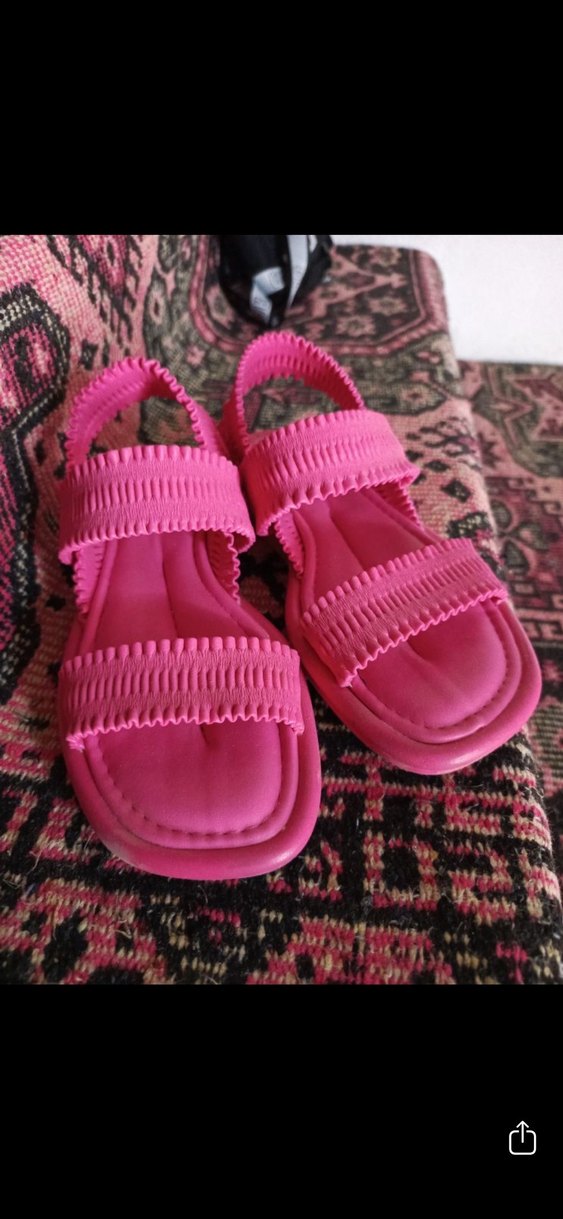 Pembe Pilili Dolgu Topuklu Kadın Sandalet - Görsel 2