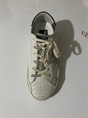 35 Beden beyaz Renk Golden goose ayakkabı